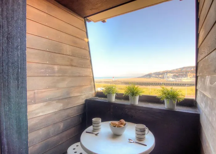 Apartment Les Marinas-10 By Interhome *